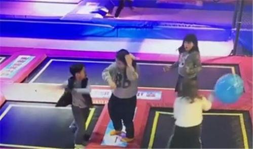 女子爆料男孩视频在线观看,在线观看事件真相揭秘